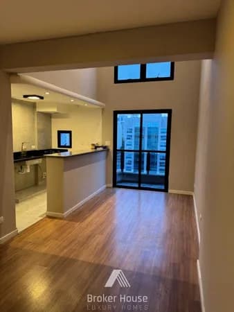 Apartamento Duplex em Moema Índios.