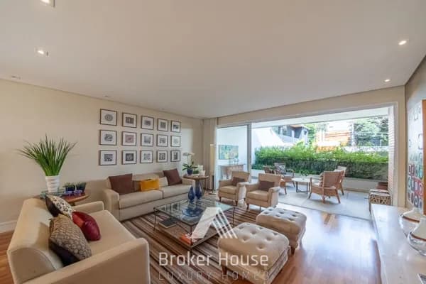 Casa em Condomínio no Brooklin