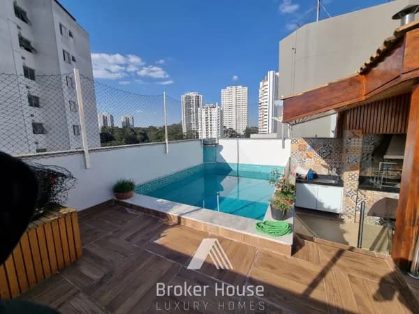 Cobertura com 200 m², à venda no bairro Jardim Marajoara.