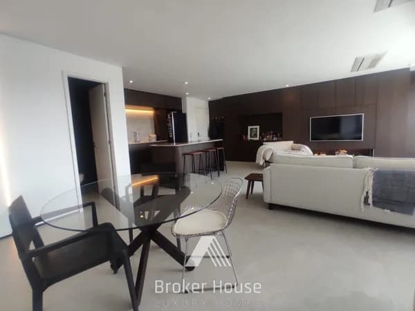 Apartamento impecável com 95 m² no Brooklin