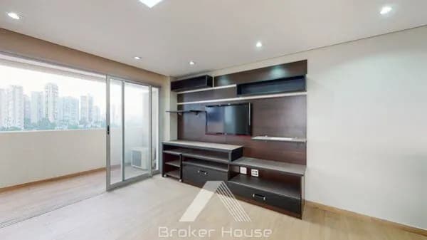 Apartamento na Granja Julieta