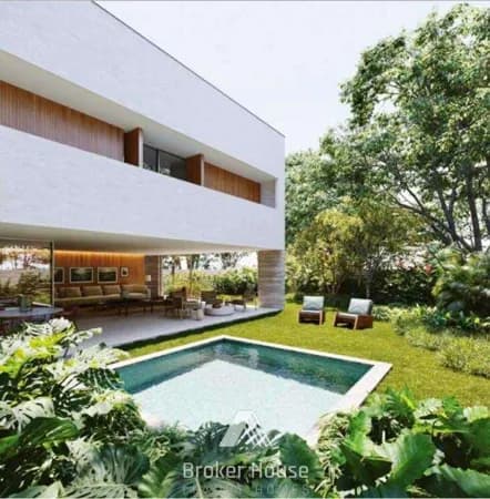 Casa de condomínio com 608.73 m², 3 quartos sendo 3 suítes à venda no bairro Jardim Cordeiro.