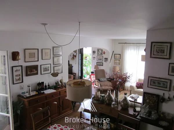 Casa com 177 m², 3 quartos sendo 1 suíte à venda no bairro Alto da Boa Vista.