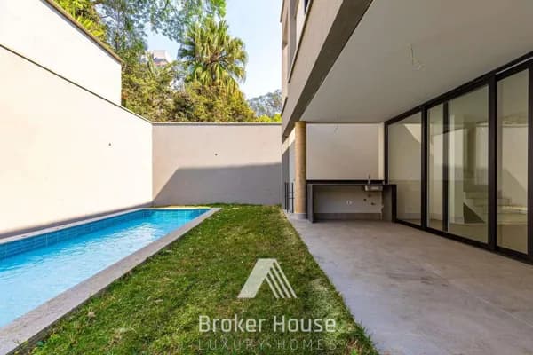 Linda Casa em Condomínio no Alto da Boa Vista