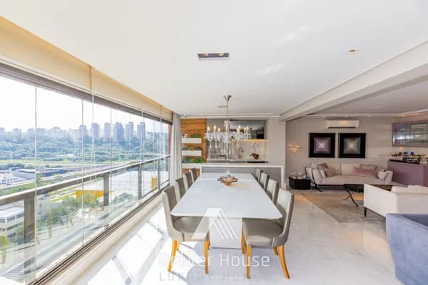 Apartamento na Granja Julieta