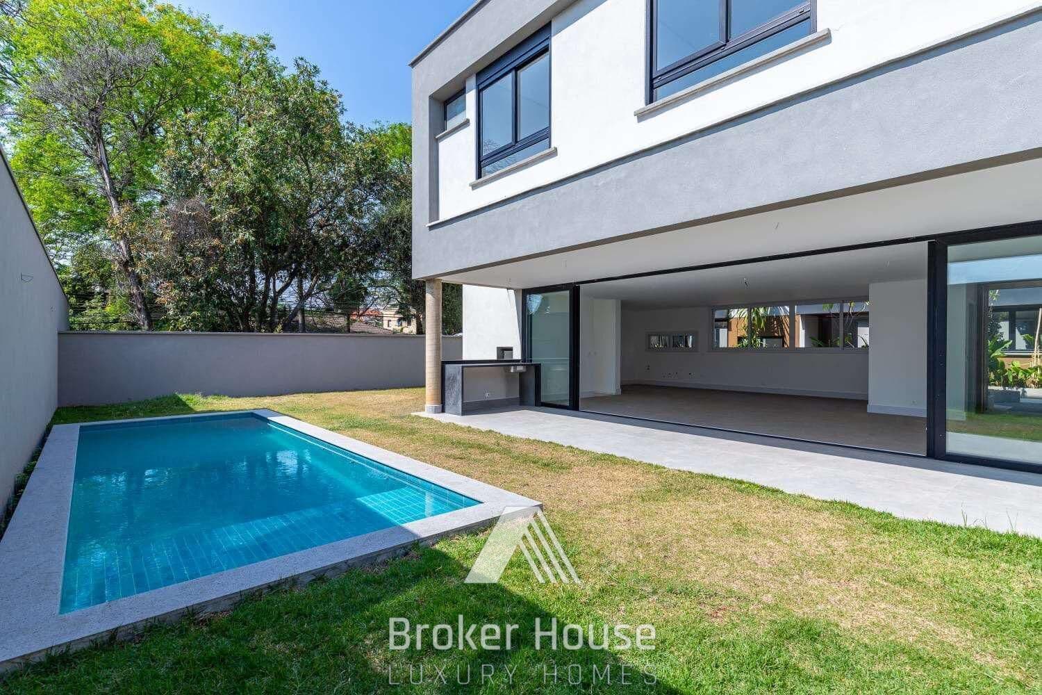Linda Casa em Condomínio no Alto da Boa Vista