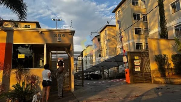 Apartamento em Pousada Del Rey (São Benedito), Santa Luzia/MG