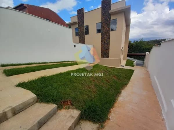 🏡 Venda Imperdível: Duas Casas Geminadas no Jardim Imperial, Lagoa Santa