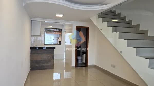 Excelente casa no bairro Santa Branca | 529mil