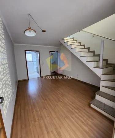 Casa Geminada no Jardim Leblon