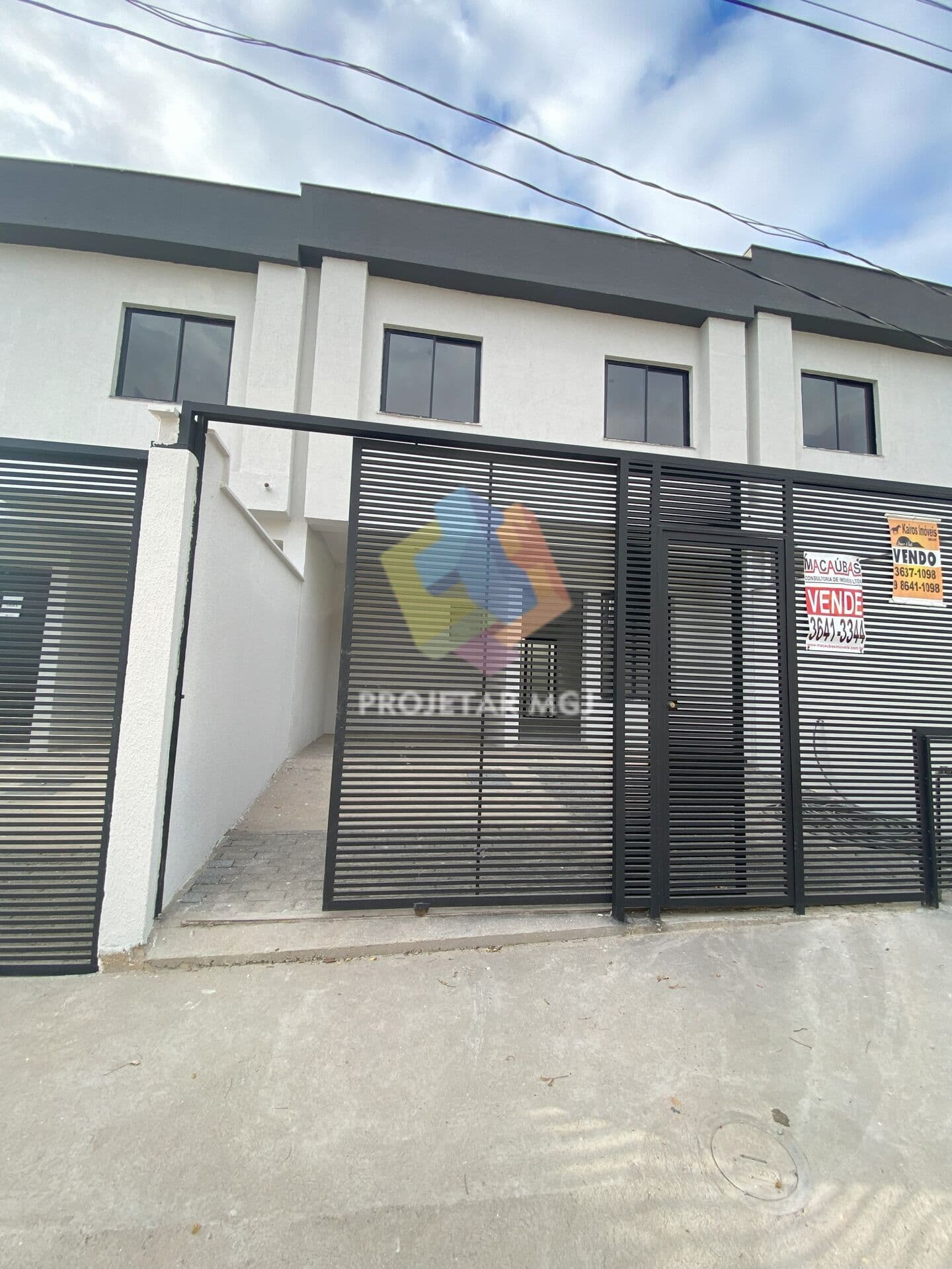 Sobrado em Santa Luzia - Adeodato