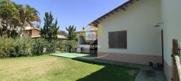 Casa grande e espaçosa