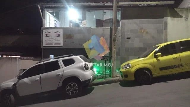 Casa no Bairro Palmital com Piscina e 3 Quartos, Incluindo 1 Suíte!