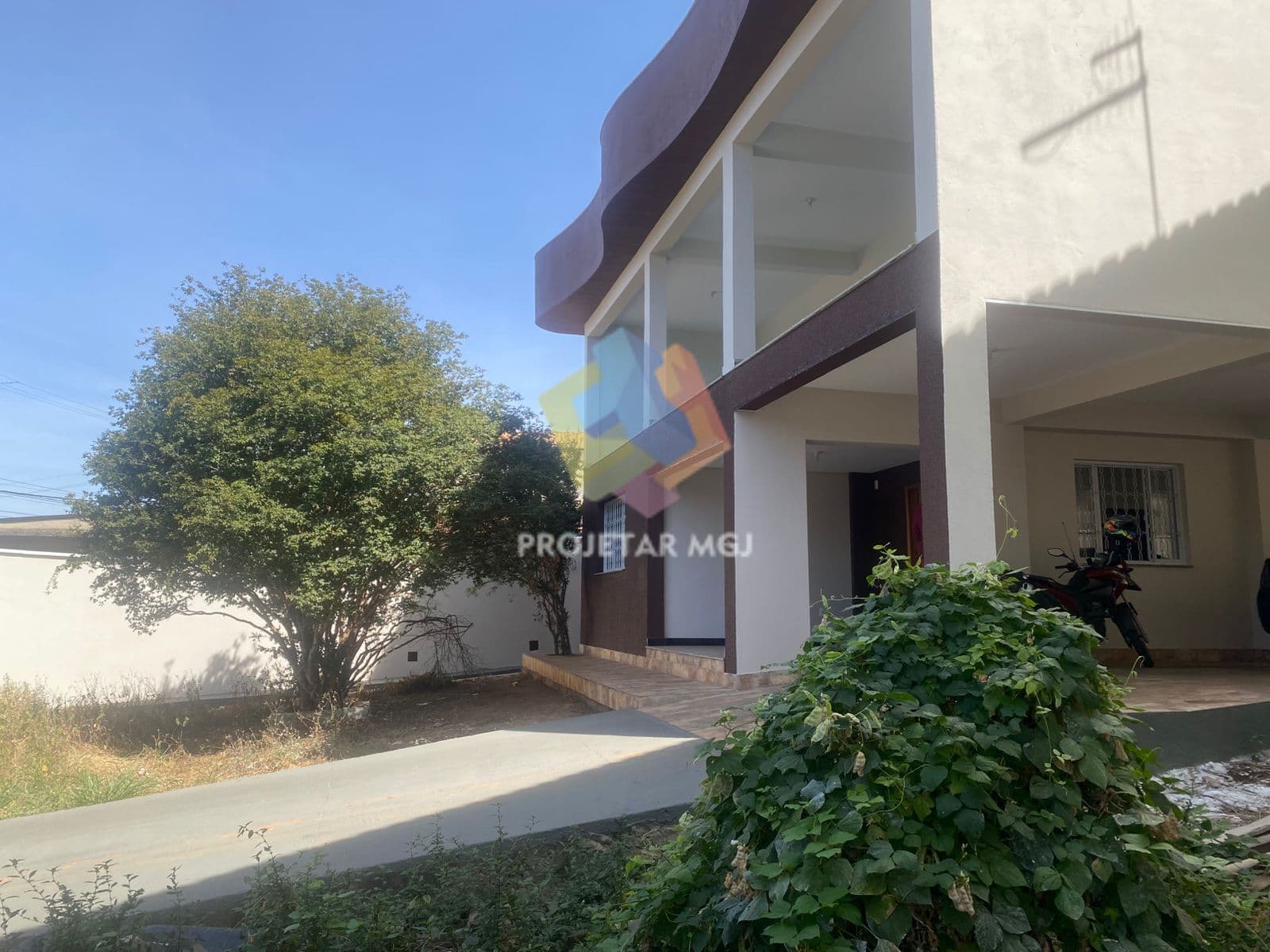 Casa à Venda – Jardim Lebron