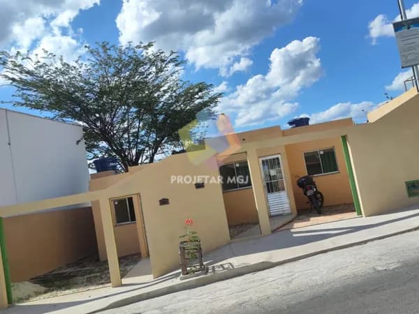 🏠 Vende-se uma casa no bairro Imperial Santa Luzia. 240 mil 🏘️