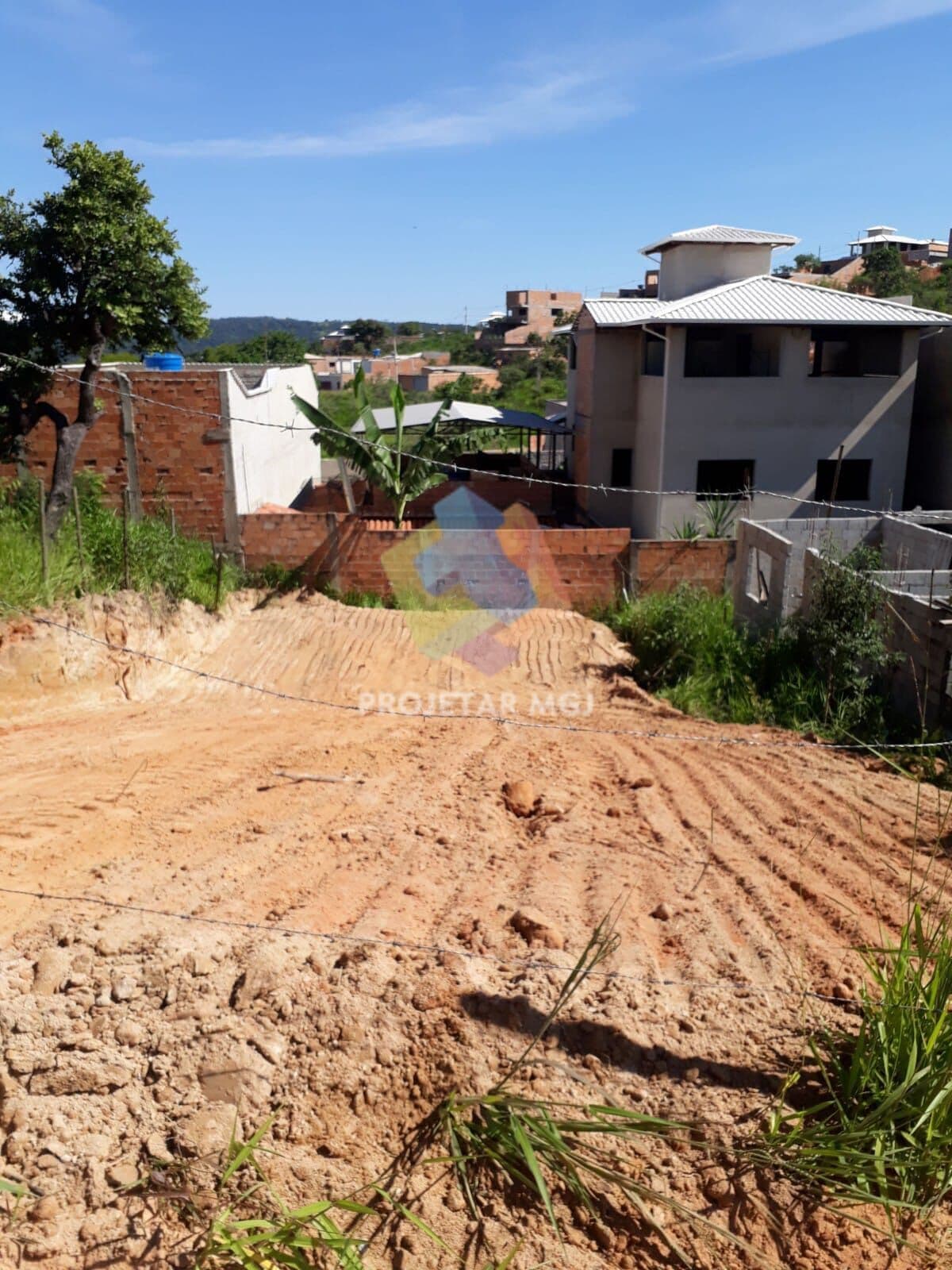 Lote por 180mil