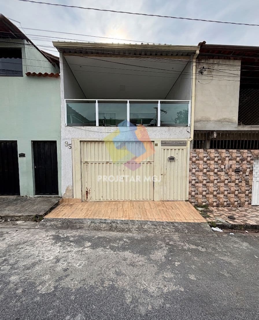 CASA À VENDA – BAIRRO BELO VALE