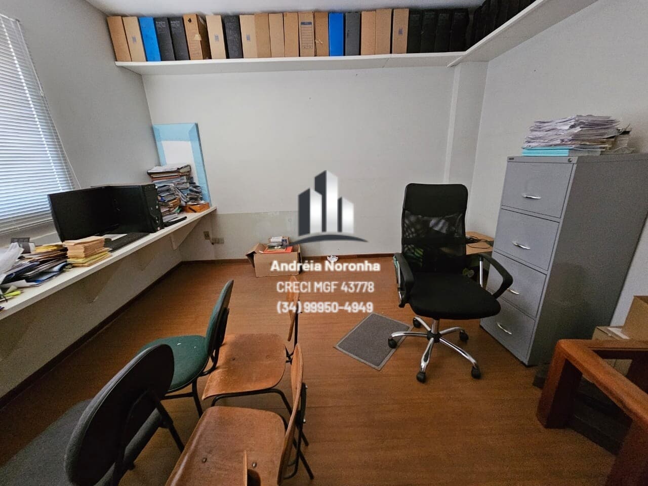 Sala comercial no Edifício Comercial Center Patos