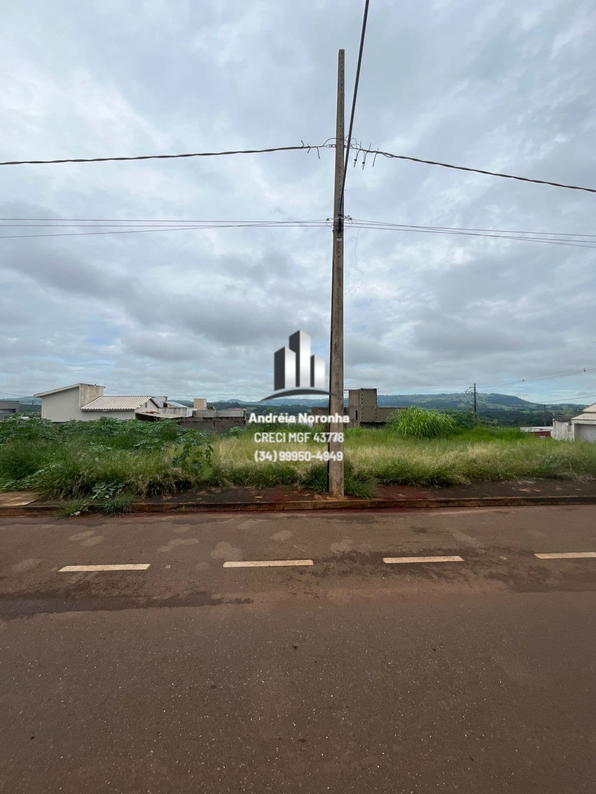 Lote Comercial na Avenida Angra dos Reis