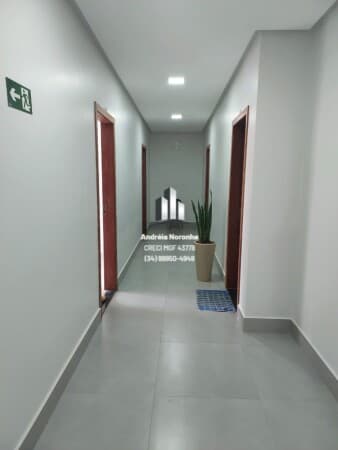 Sala Comerciais (2º Andar) na rua Gabriel Pereira