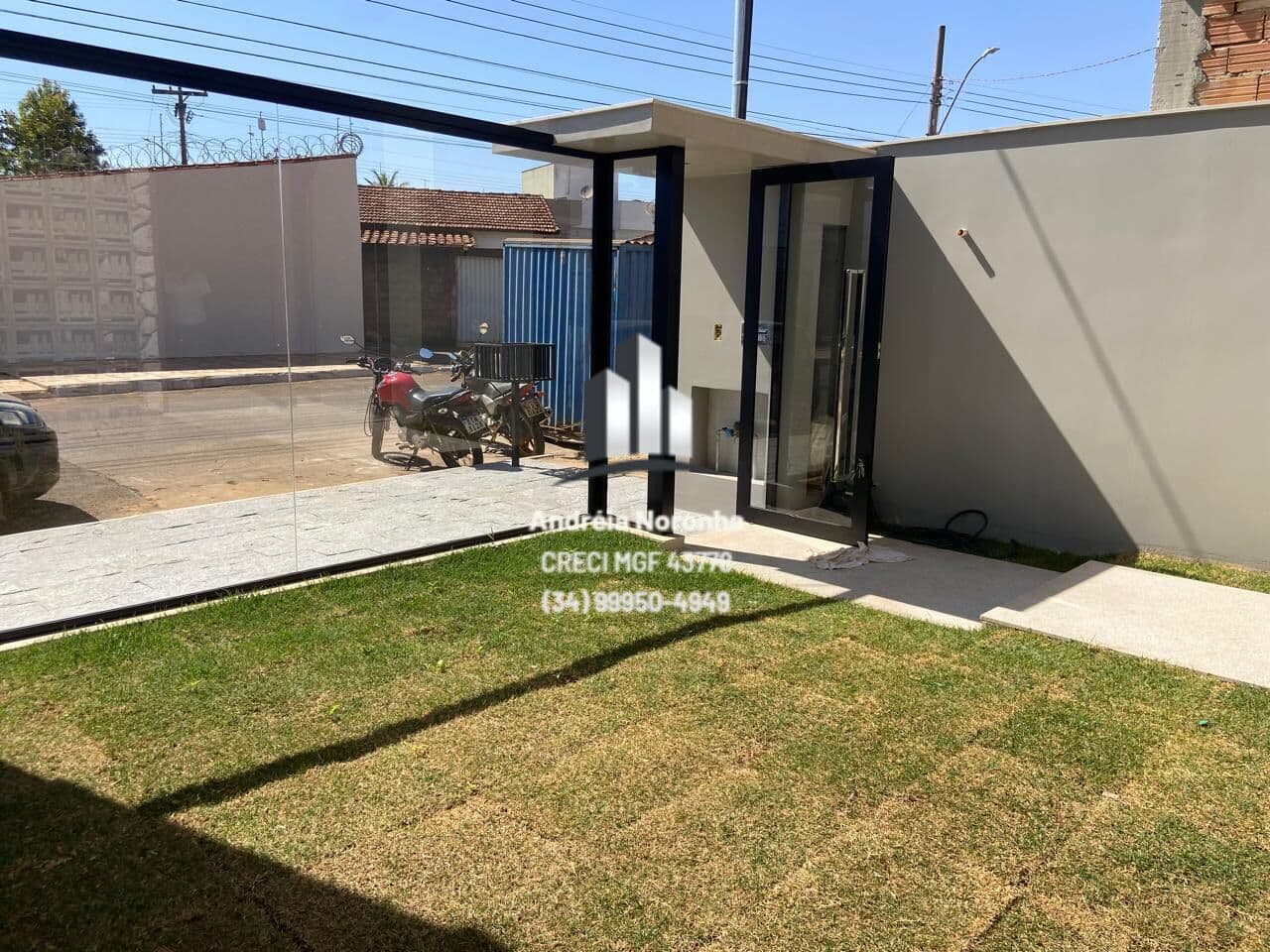 🏚️ CASA ALTO PADRÃO NO BAIRRO AURÉLIO CAIXETA 🏚️