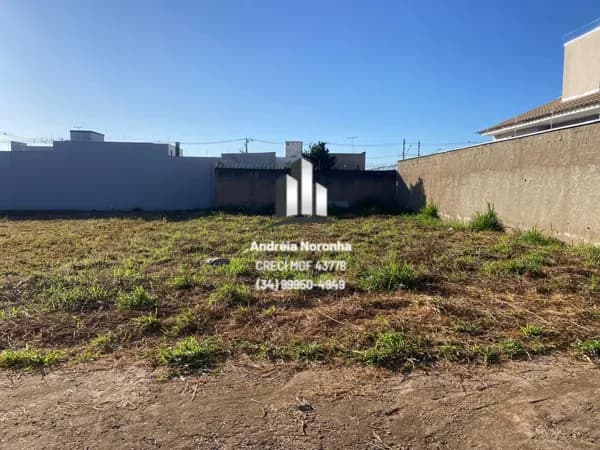 ✳️ LOTE À VENDA NO CAMPOS ELÍSEOS - RUA CORA CORALINA ✳️