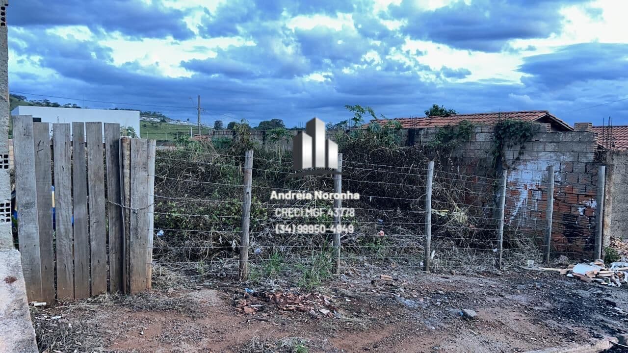 ✳️ LOTE À VENDA NO RESIDENCIAL MONJOLO ✳️
