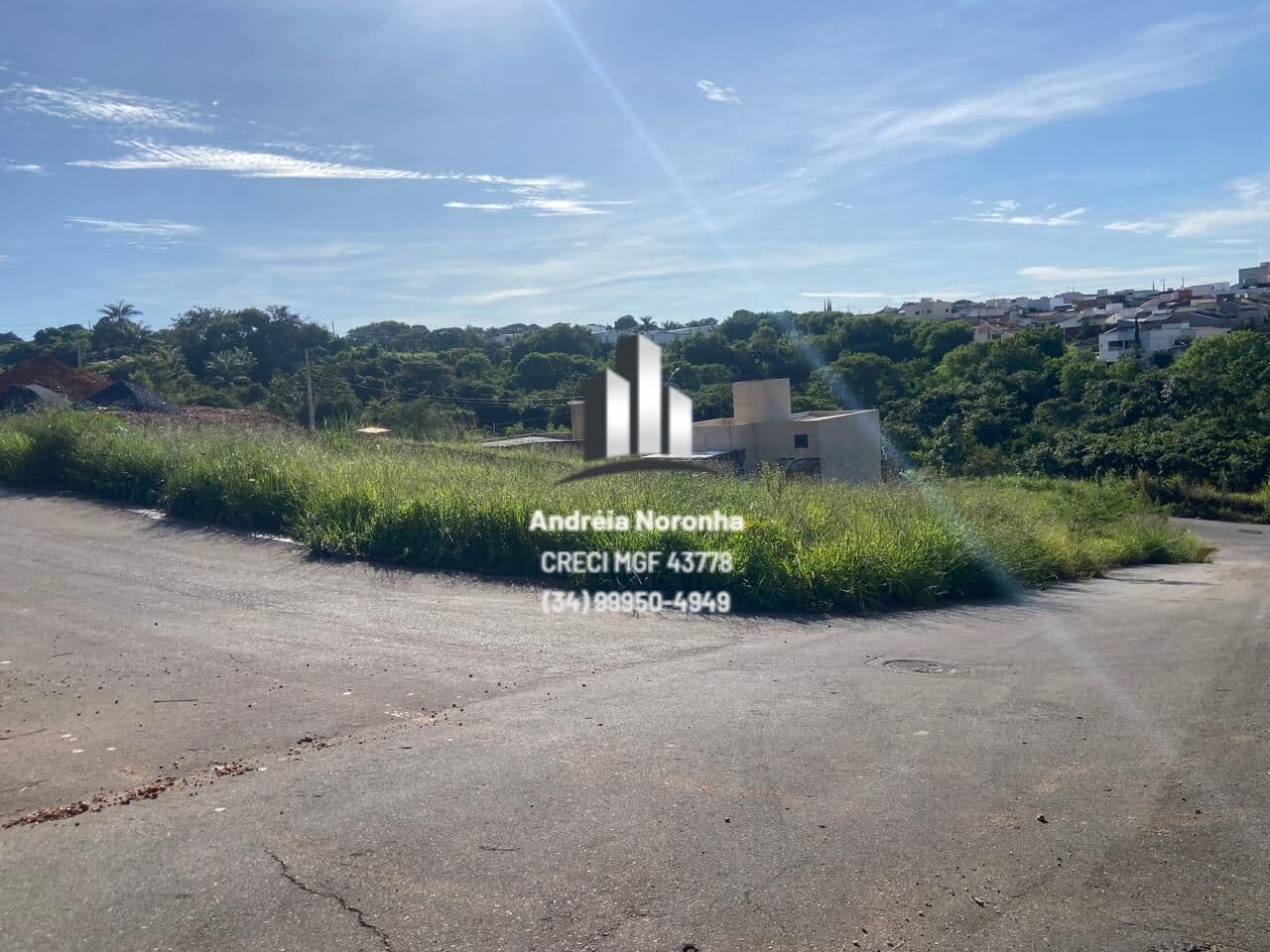 ❇️ LOTE DE ESQUINA NO LARANJEIRAS ❇️
