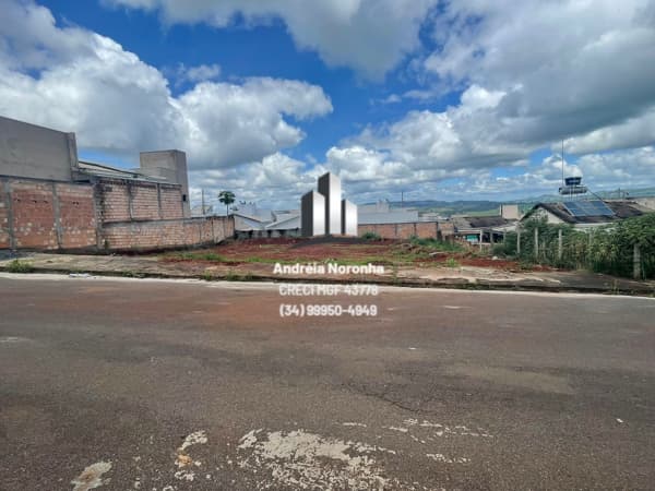 ✳️ 2 LOTES DISPONÍVEIS NO RESIDENCIAL BARREIRO ✳️