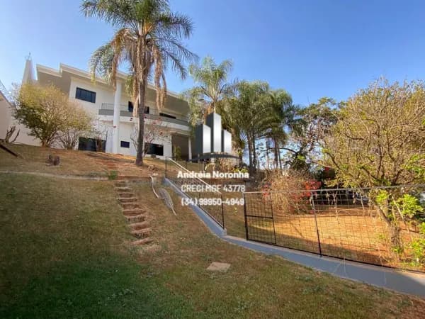 Mansão no Bairro Eldorado