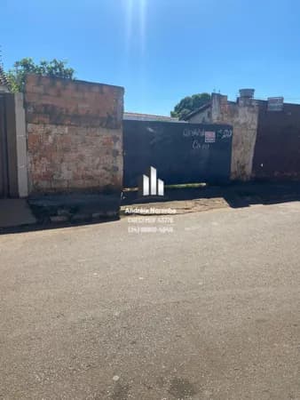 LOTE COMERCIAL/RESIDENCIAL CERRADO