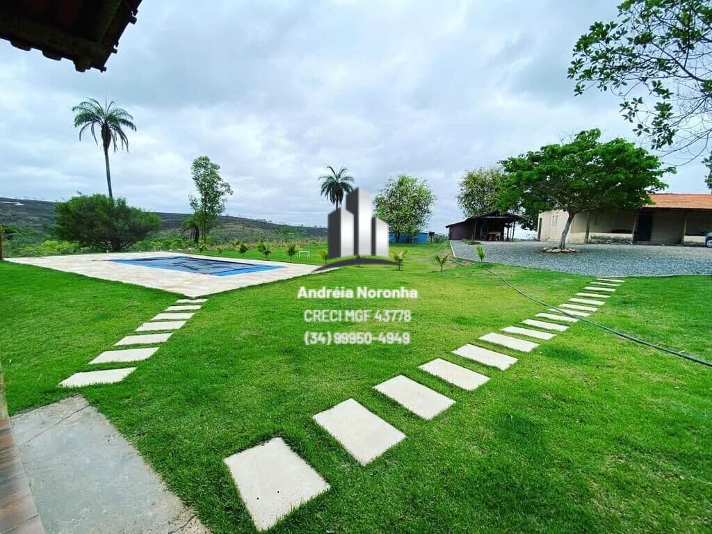 Lindo Sítio com 22 Hectares em São Gonçalo do Abaeté/MG