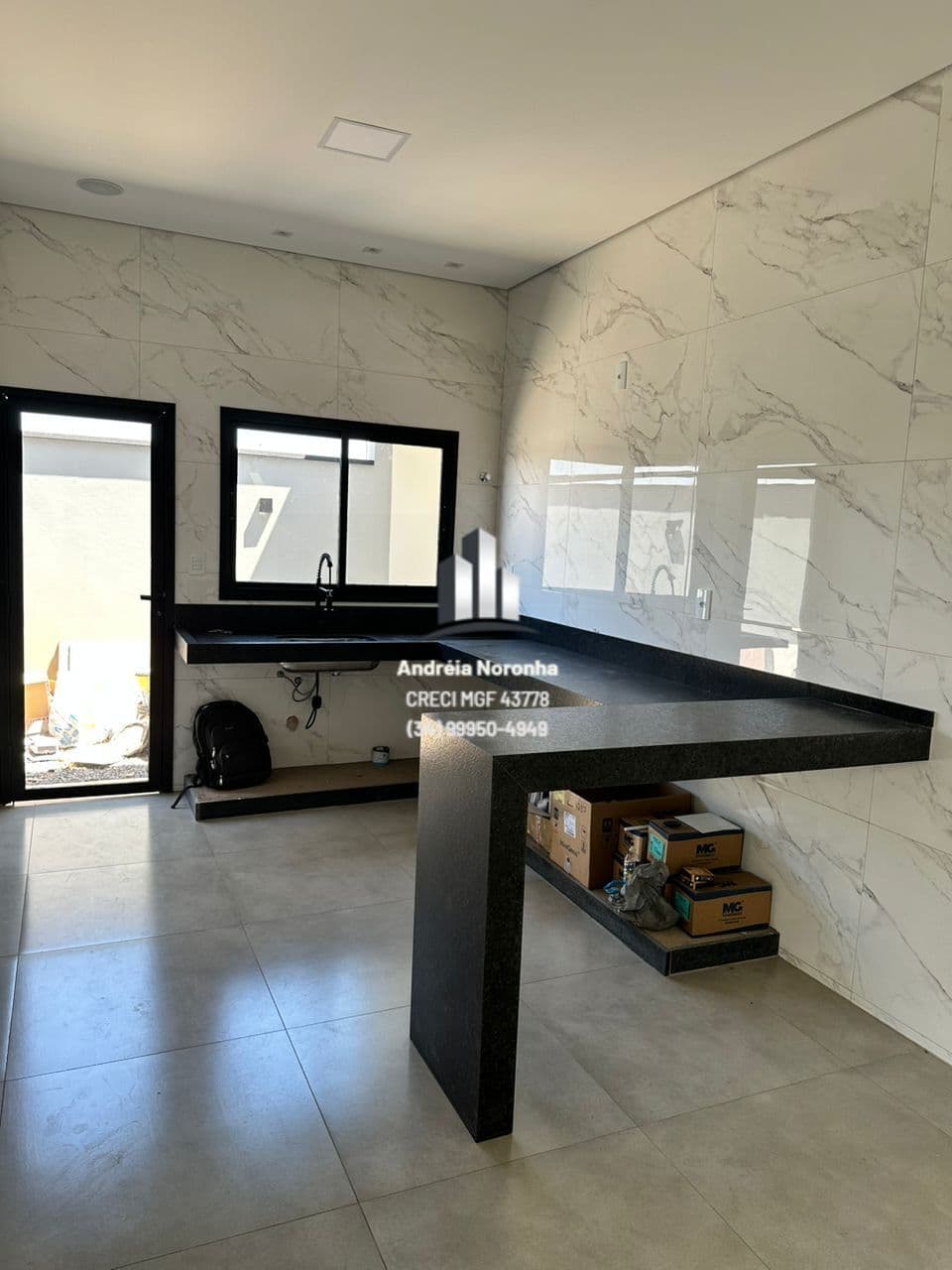 CASA A VENDA BAIRRO AFONSO QUEIROZ