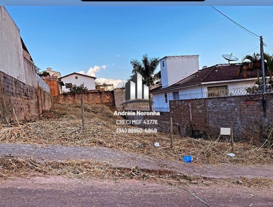 Lote 372 m² no Bairro Sobradinho