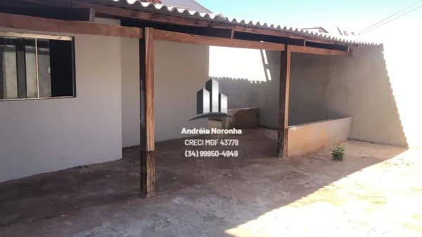 ** OPORTUNIDADE ** CASA JARDIM ESPERANÇA