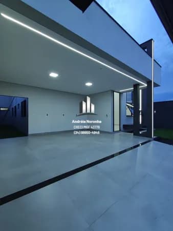 ** EXCELENTE CASA NO BAIRRO CAMPOS ELÍSEOS **