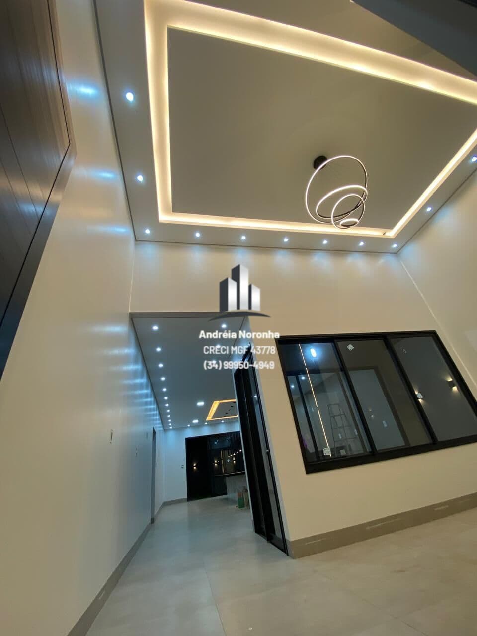 VENDE-SE CASA ALTO PADRÃO BAIRRO CAMPOS ELISEOS