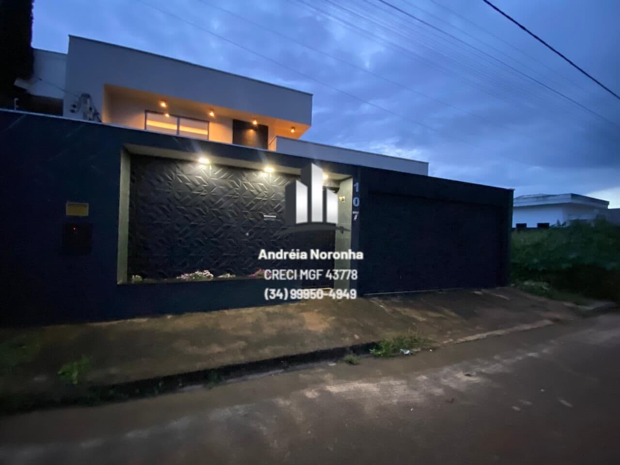 🏚️ CASA À VENDA NO BAIRRO CAMPOS ELÍSEOS 🏚️