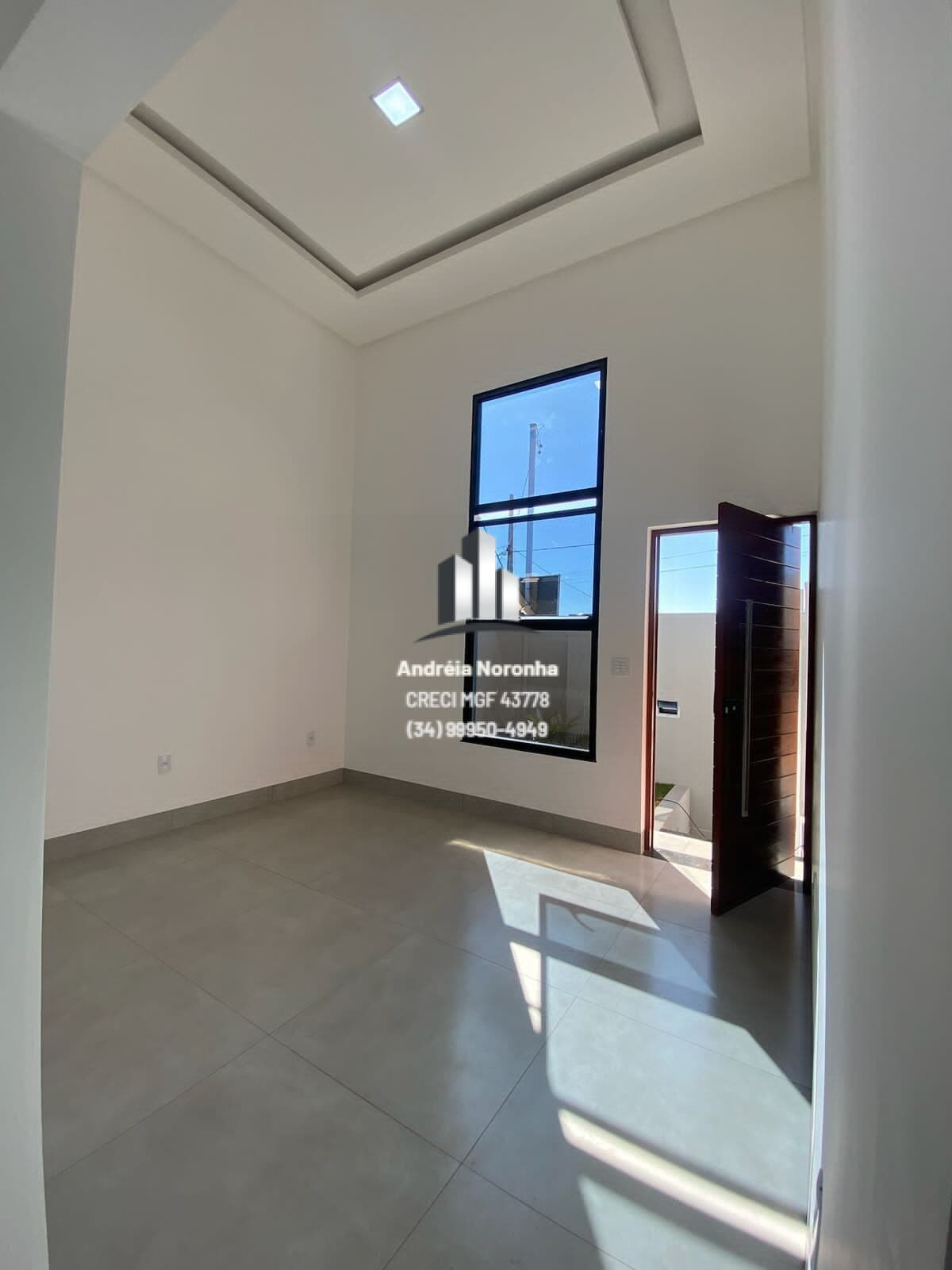 Casa no bairro Afonso Queiroz