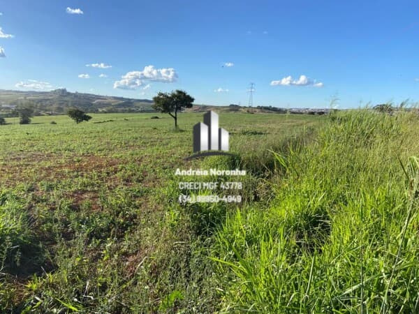 Terreno Comercial próximo ao Trevo da Ponte do Arco