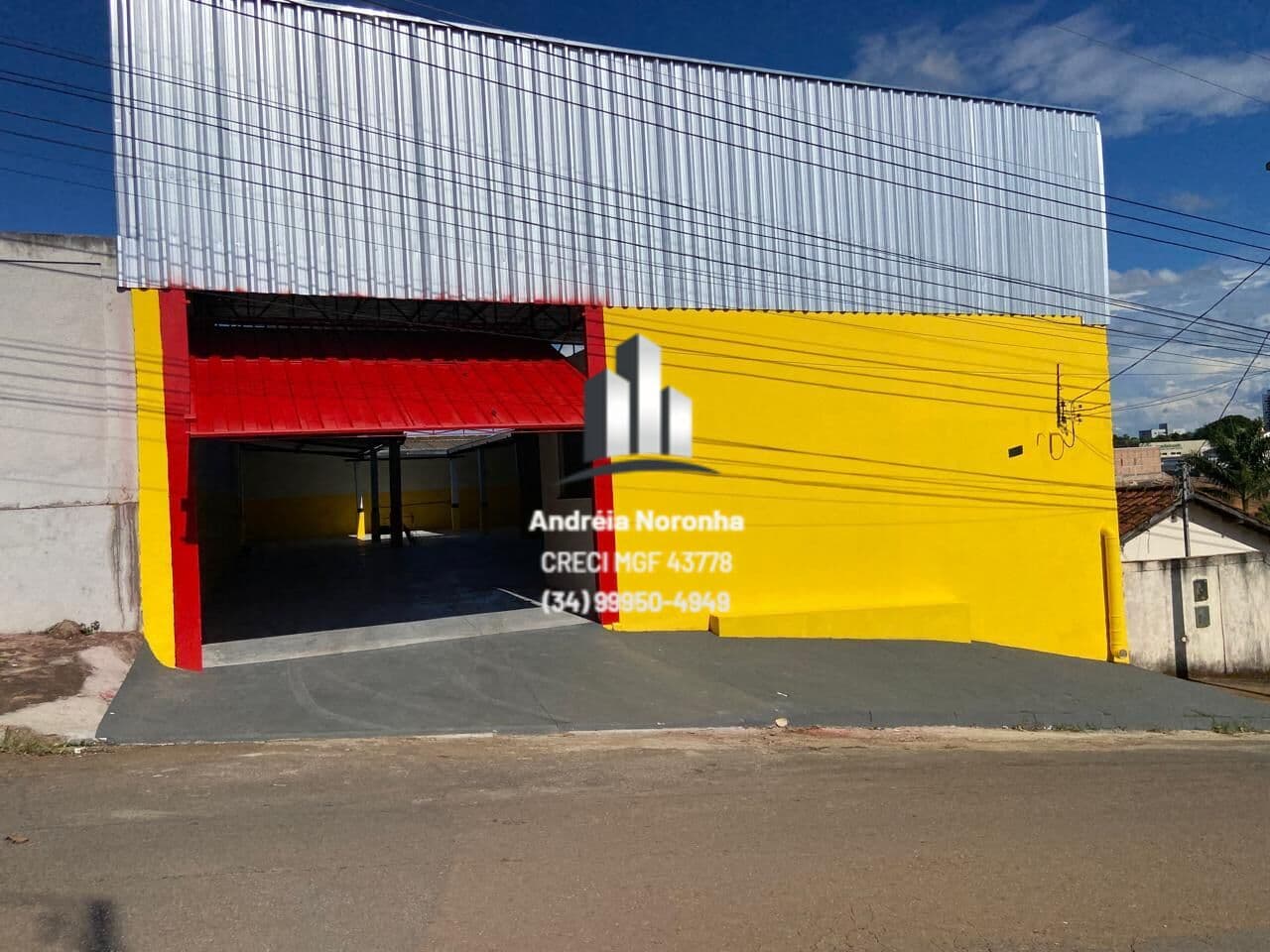 GALPÃO PARA ALUGAR RUA DONA LUIZA - PRÓPRIO PARA AUTO-CENTER
