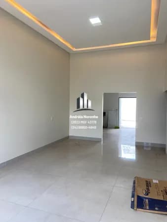 Casa no bairro Afonso Queiroz