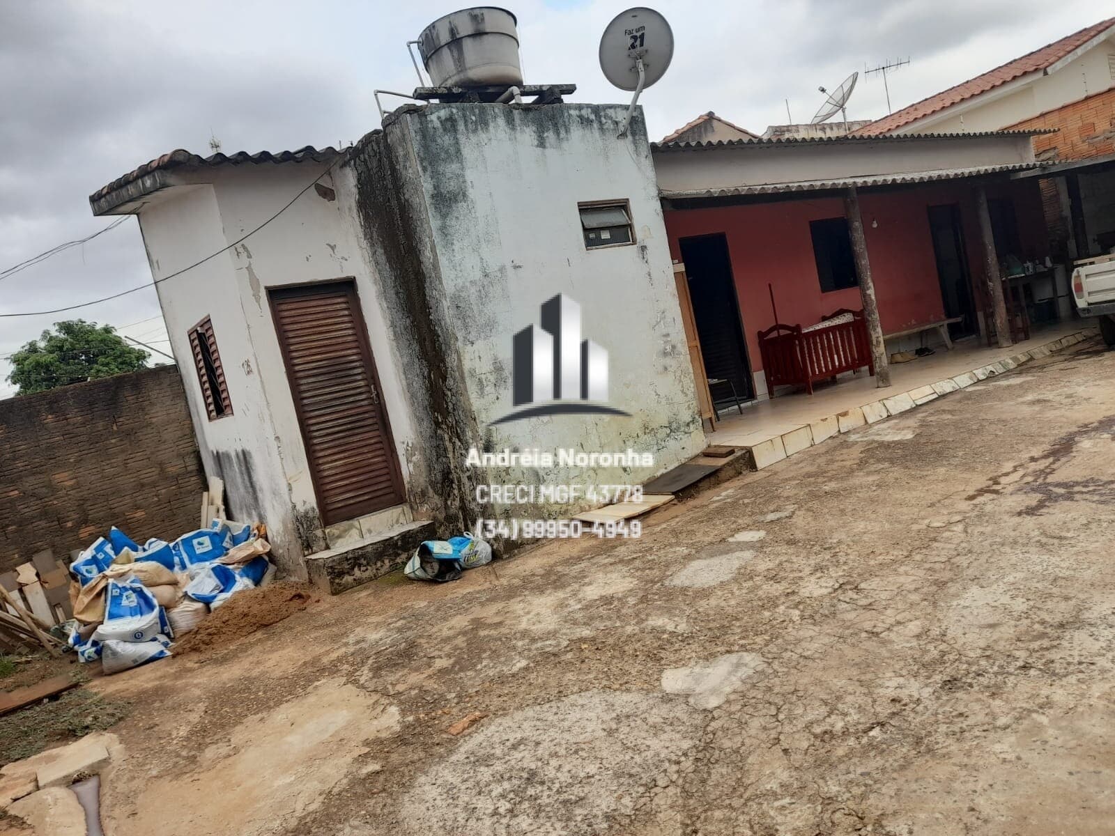Casa Estilo Meia Água no Bairro Caramuru