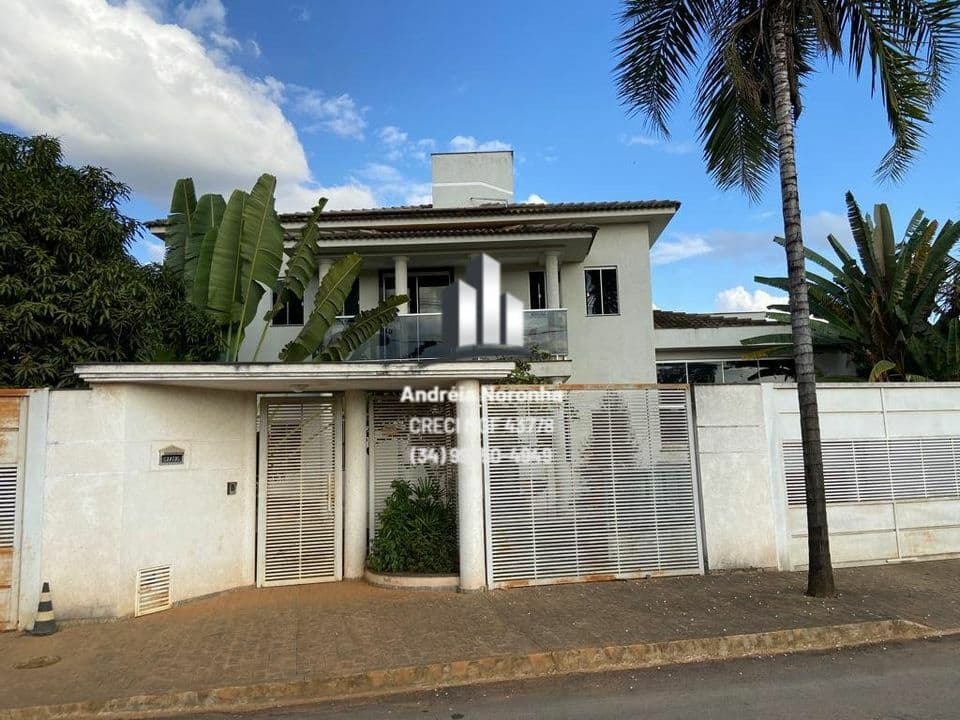 Duplex Alto Padrão - Troca-se por Fazenda