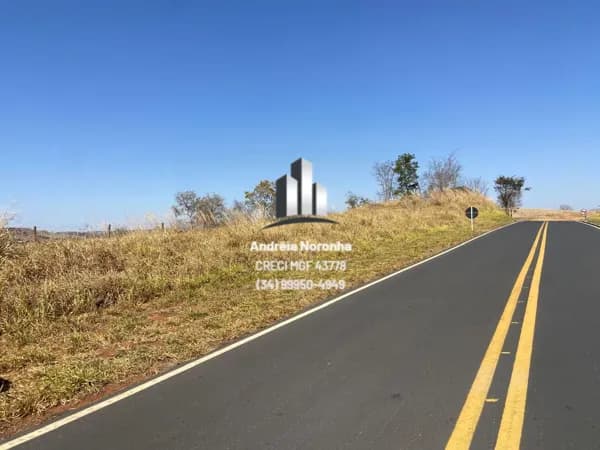 🌳🌴 VENDE-SE SÍTIO DE 8 HECTARES NO TREVO DE PINDAÍBAS 🌳🌴