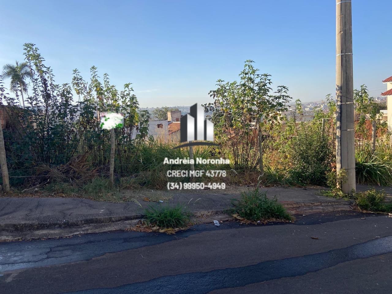 Lote 300 m² - Bairro Jardim Califórnia
