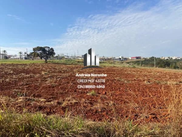 ✳️ LOTE À VENDA NO BAIRRO SANTA HELENA ✳️