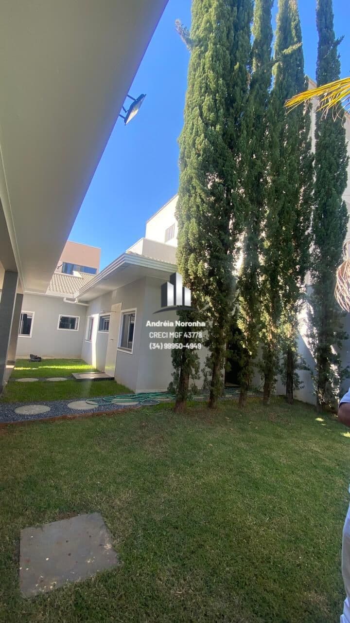 🏚️ CASA À VENDA NO RESIDENCIAL GRAMADO - PRÓXIMO AO BOUGAINVILLE 🏚️