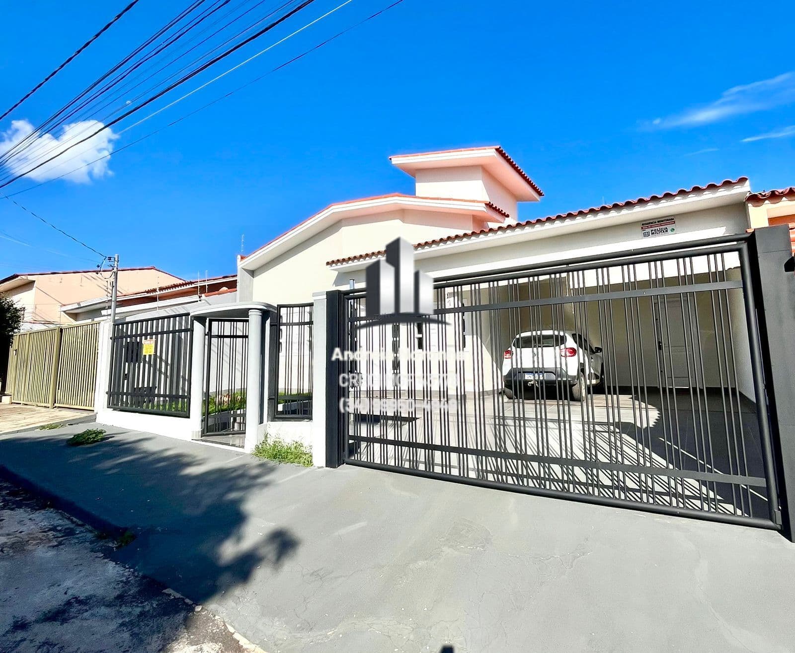 Excelente Casa (recém reformada) - Bairro Valparaíso