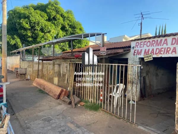 🏠Terreno Comercial à Venda na Rua Ouro Preto - Próximo a Orla da Lagoa 🏠